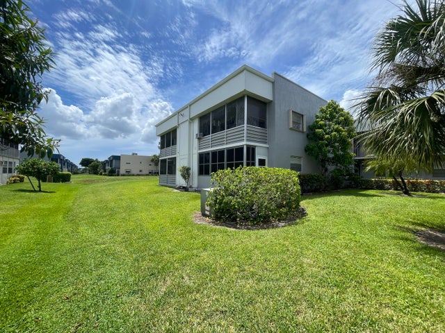 4 of 29 - 117 Flanders C, Delray Beach, FL