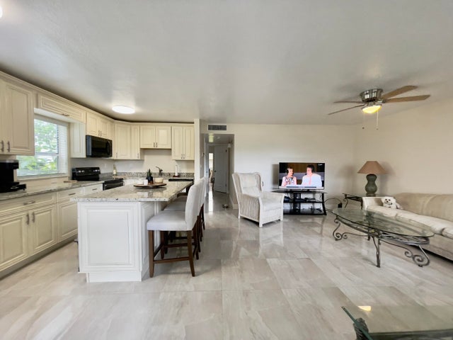 5 of 29 - 117 Flanders C, Delray Beach, FL