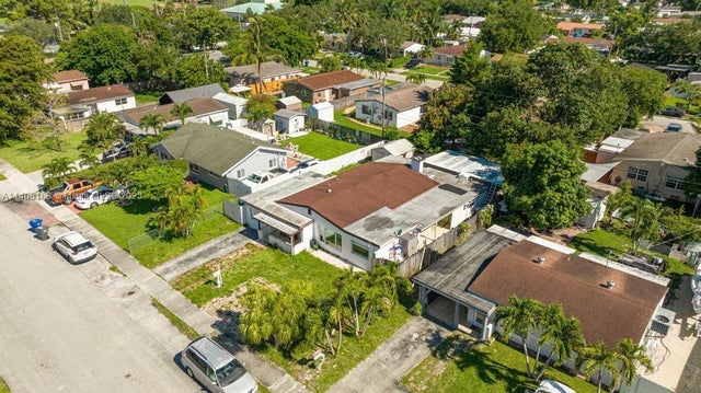 2 of 22 - 6841 Atlanta Street, Hollywood, FL