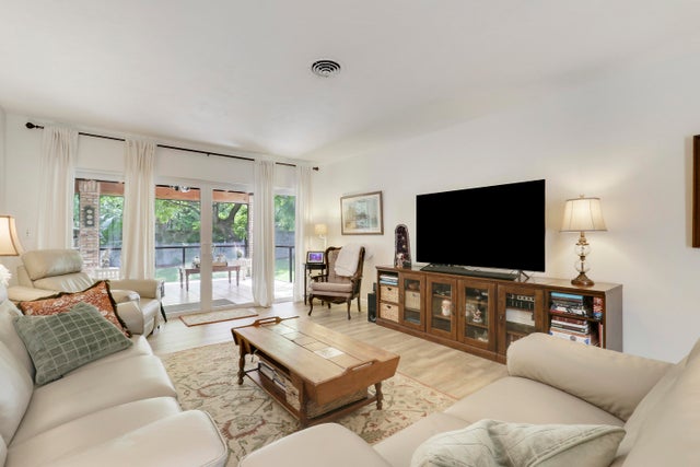3 of 34 - 10421 Sw 107th Street, Miami, FL