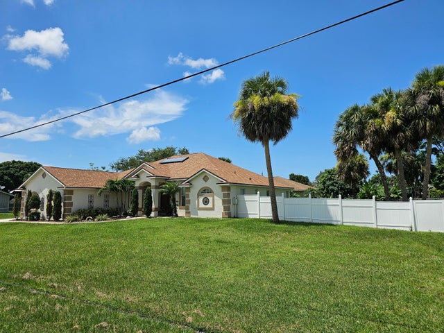 3 of 38 - 1637 Sw La Gorce Avenue, Port Saint Lucie, FL
