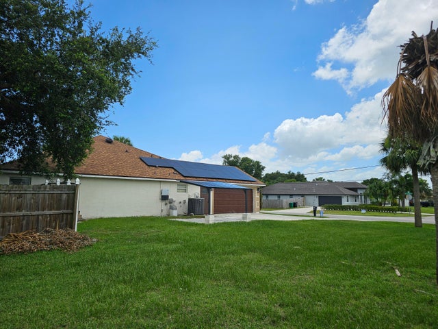 5 of 38 - 1637 Sw La Gorce Avenue, Port Saint Lucie, FL