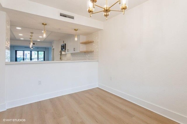 4 of 23 - 601 Seafarer Circle #101, Jupiter, FL