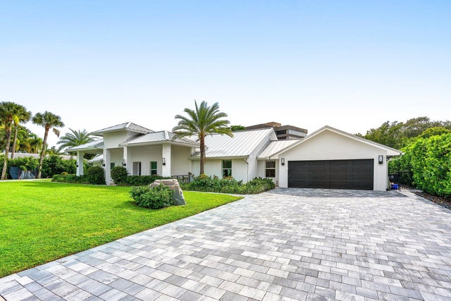 5 of 64 - 11863 Lake Shore Place, North Palm Beach, FL