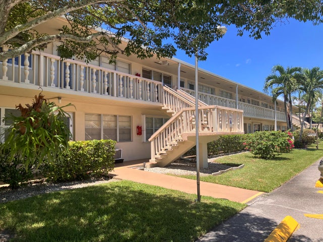 1 of 22 - 3 Dorchester A, West Palm Beach, FL