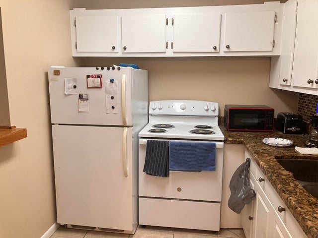4 of 22 - 3 Dorchester A, West Palm Beach, FL