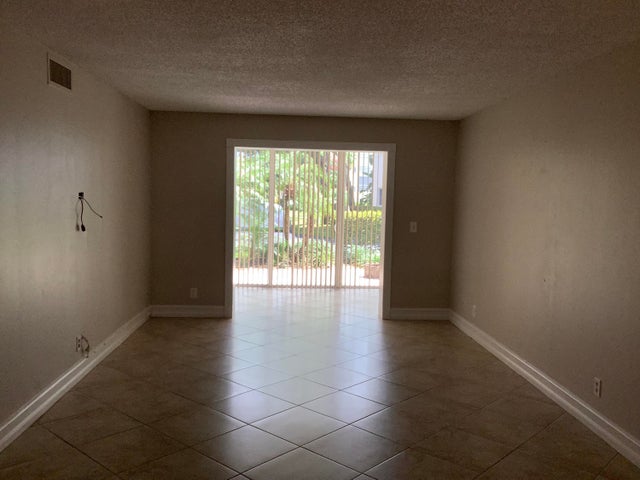4 of 22 - 2515 Ne 2nd Court #117, Boynton Beach, FL