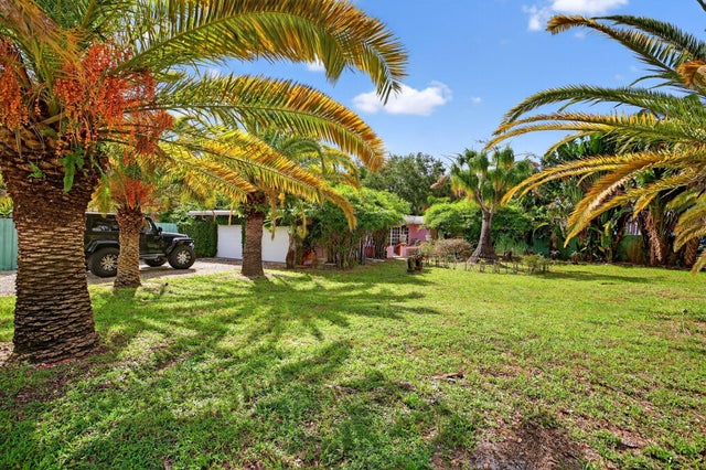 1 of 9 - 1912 Ne 16th Terrace, Fort Lauderdale, FL