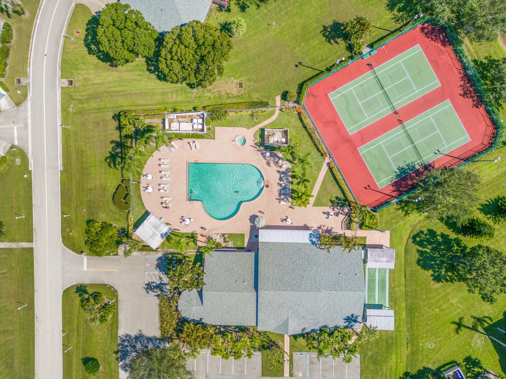 Vero Beach Condo or Coop GROVE - Rx 11109116 5 460dbc965681913628e070e95c0f1b35 L