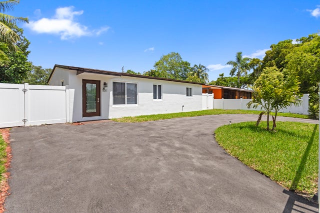 4 of 43 - 531 N 68th Terrace, Hollywood, FL