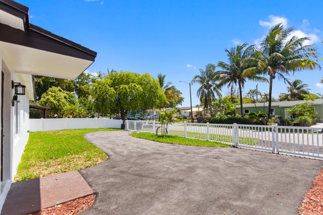 5 of 43 - 531 N 68th Terrace, Hollywood, FL