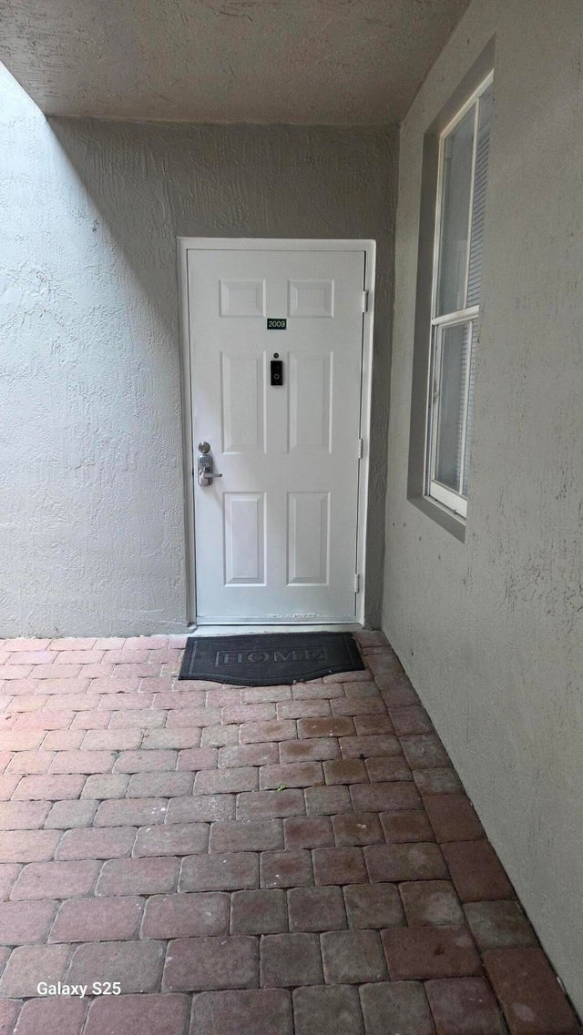 3 of 23 - 2009 Shoma Dr, Royal Palm Beach, FL
