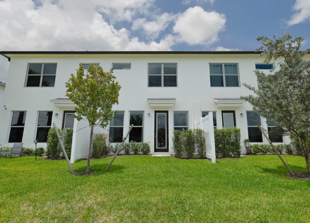 3 of 17 - 6128 Rancho Lane Lane, Greenacres, FL