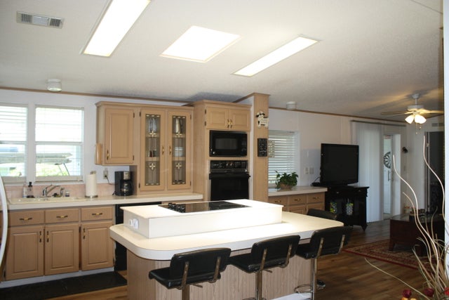 4 of 22 - 8372 Gallberry Circle, Port Saint Lucie, FL