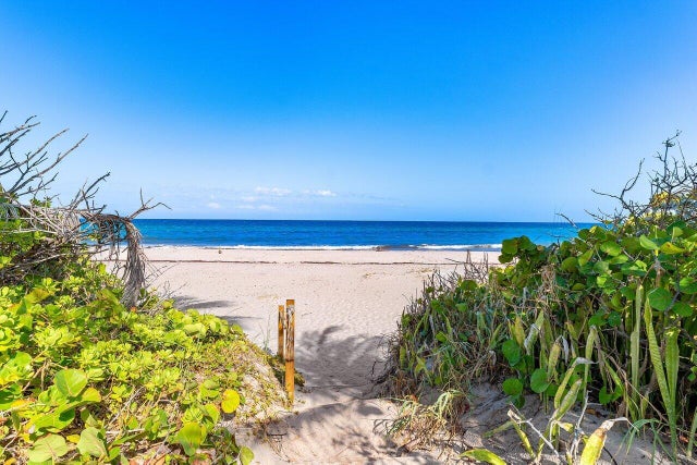 2 of 38 - 5 Osprey Court, Ocean Ridge, FL