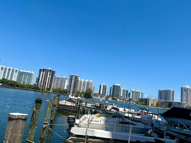 2 of 10 - 18061 Biscayne Boulevard #502, Aventura, FL