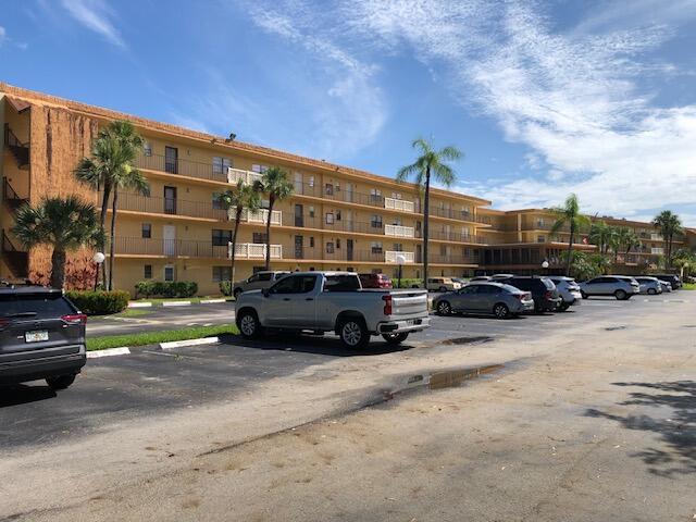 3 of 26 - 9273 Sw 8th Street #417, Boca Raton, FL
