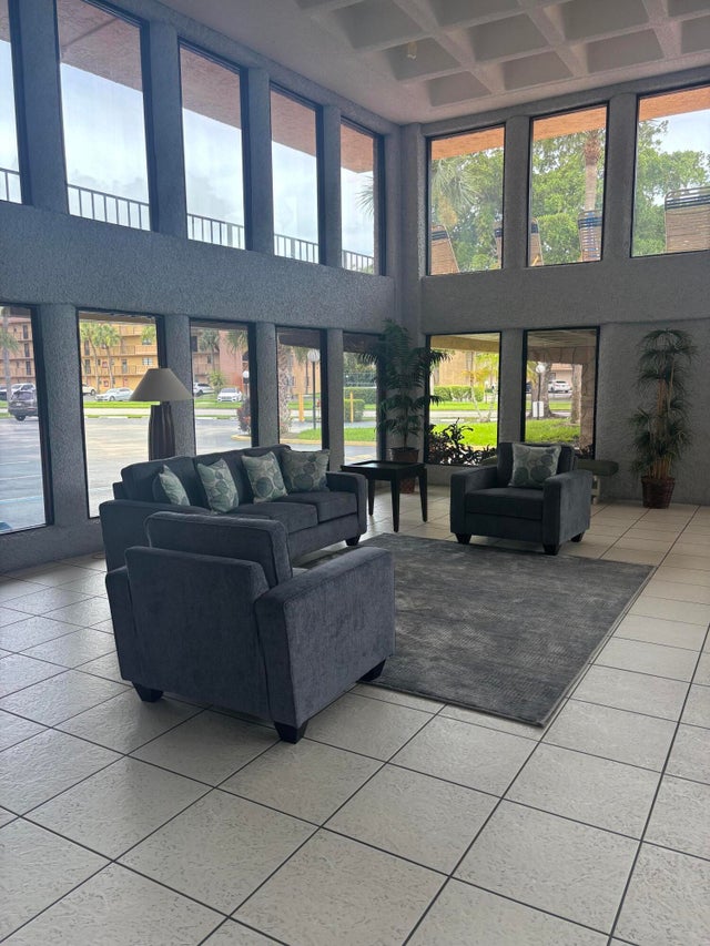 5 of 26 - 9273 Sw 8th Street #417, Boca Raton, FL
