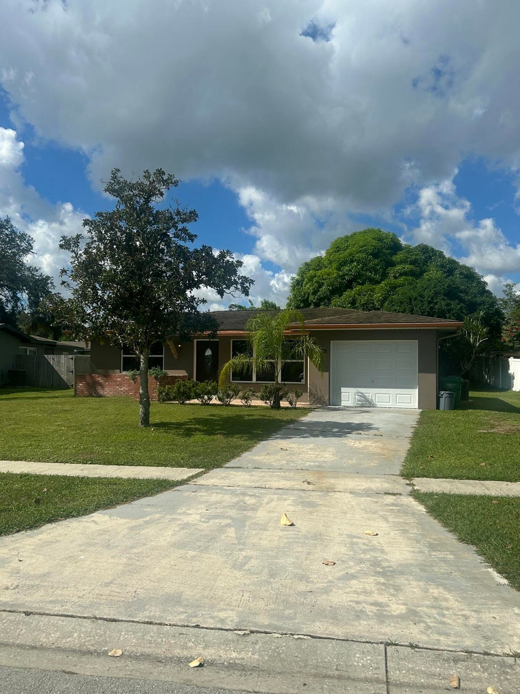 270 Ne Mainsail St, Port Saint Lucie