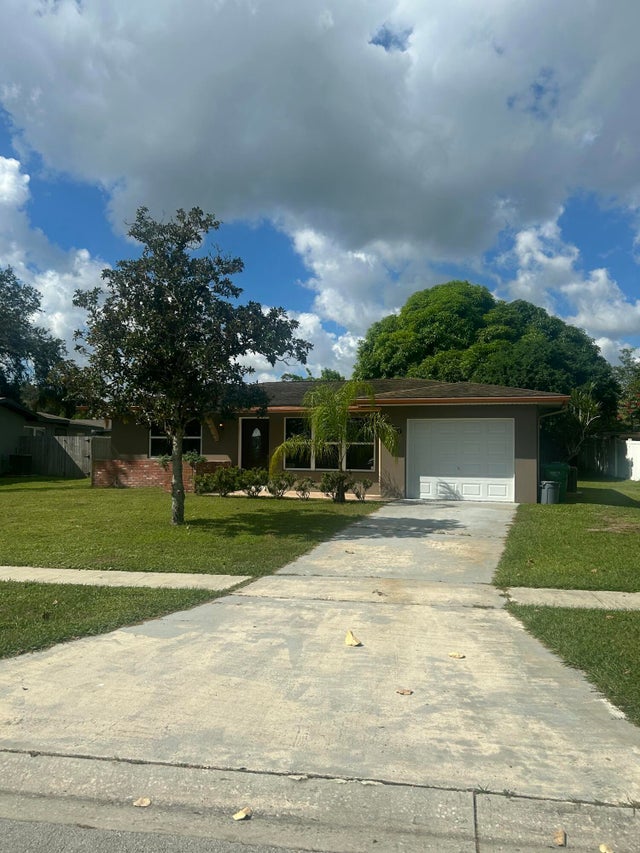 1 of 22 - 270 Ne Mainsail Street, Port Saint Lucie, FL