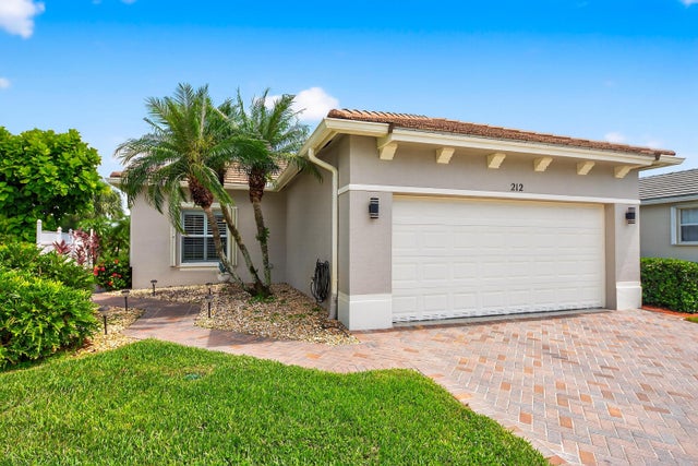 1 of 33 - 212 Sw Coconut Key Way, Port Saint Lucie, FL