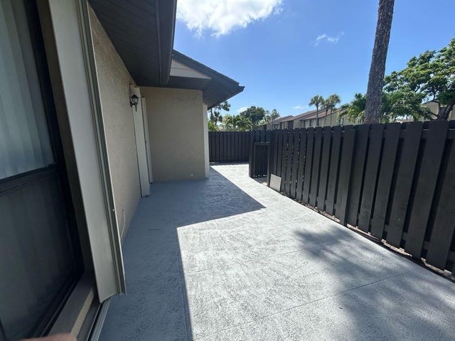 3 of 27 - 725 Sunny Pine Way #a, Greenacres, FL