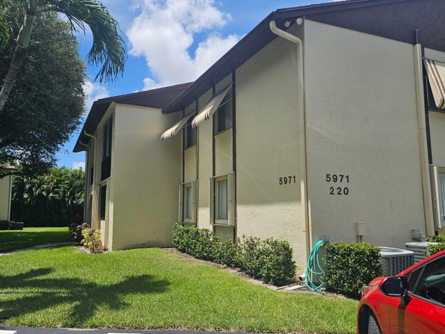 5971 La Pinata Boulevard #d1, Greenacres