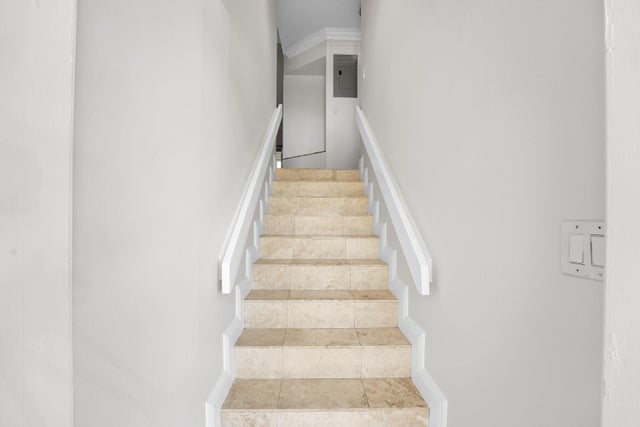 3 of 25 - 704 Freedom Court, Deerfield Beach, FL