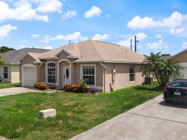 4 of 27 - 5831 22nd Street, Vero Beach, FL