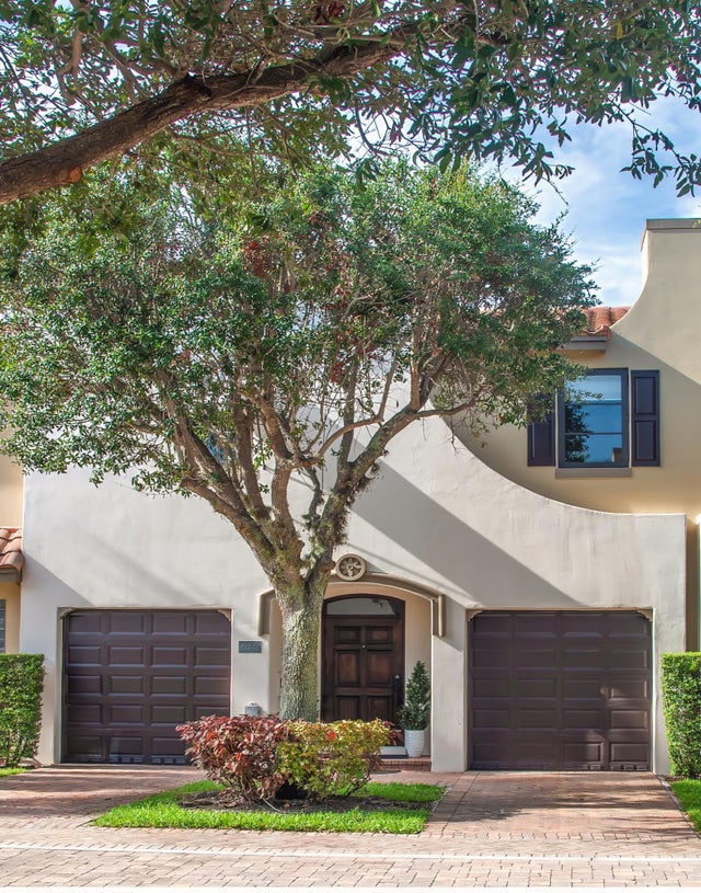 1 of 34 - 620 Via Villagio, Hypoluxo, FL