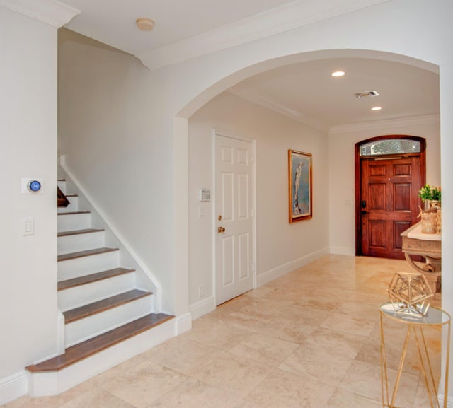 3 of 34 - 620 Via Villagio, Hypoluxo, FL