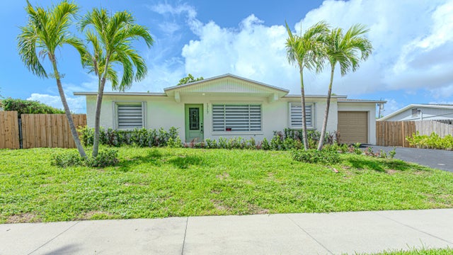 3 of 53 - 1717 16th Court N, Lake Worth Beach, FL