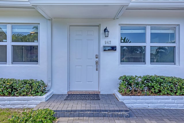 5 of 41 - 942 Macy Street, West Palm Beach, FL