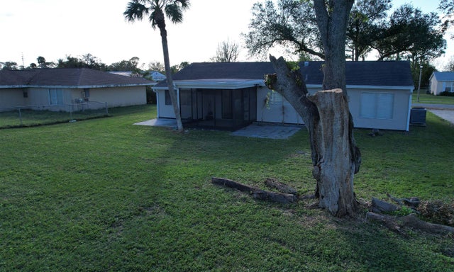 3 of 4 - 3158 Idlewood St Street, North Port, FL