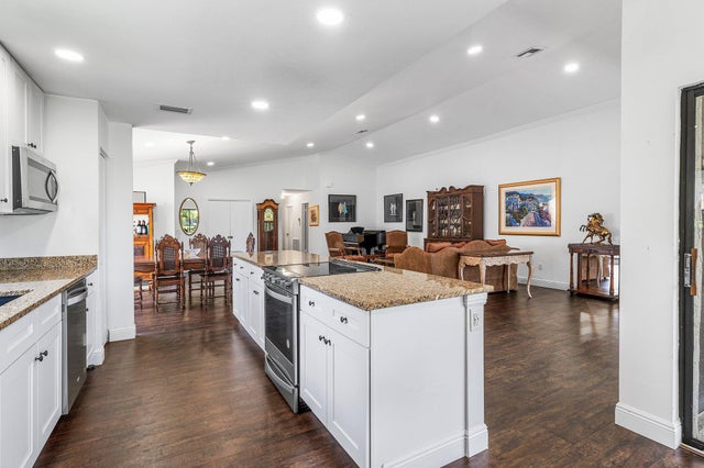 5 of 47 - 11146 Highland Circle, Boca Raton, FL