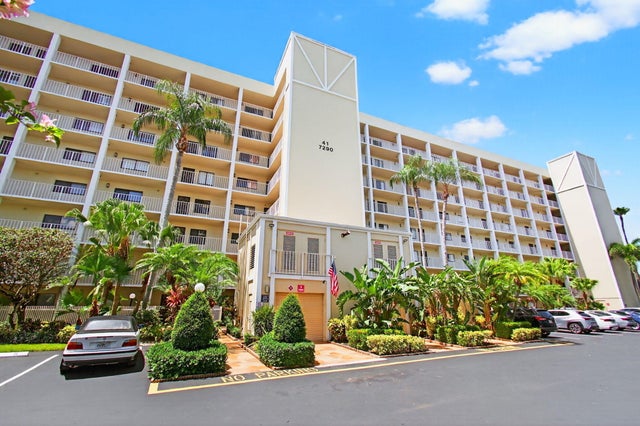 5 of 92 - 7290 Kinghurst Drive #405, Delray Beach, FL