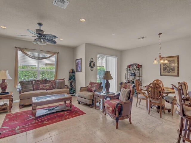 2 of 33 - 322 Provence Place, Vero Beach, FL