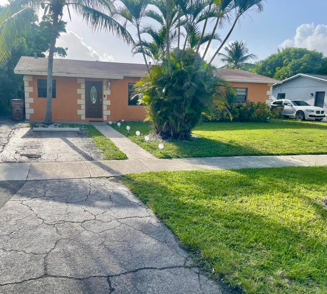 1 of 17 - 1260 Sw 6 Avenue, Deerfield Beach, FL
