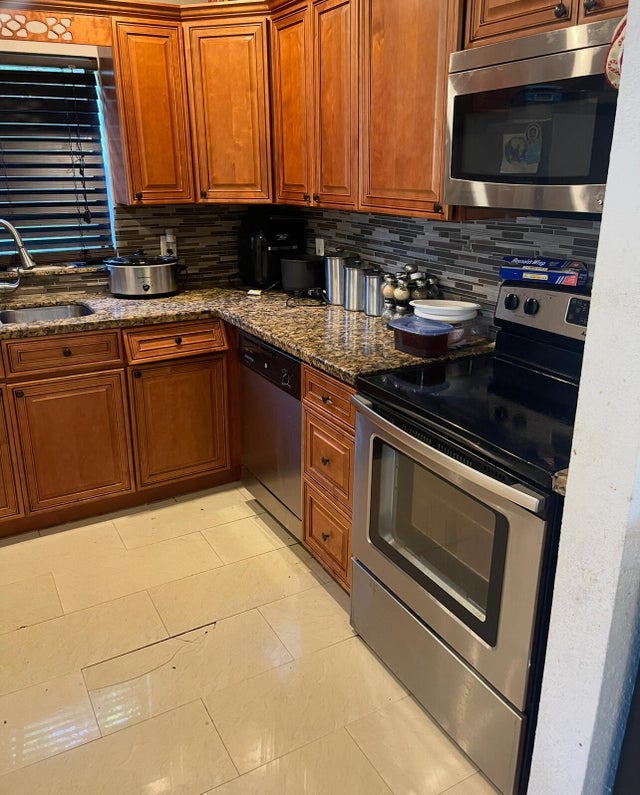 4 of 17 - 1260 Sw 6 Avenue, Deerfield Beach, FL