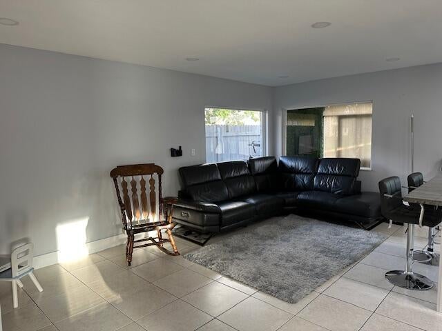 5 of 13 - 5262 Garden Hills Circle, West Palm Beach, FL