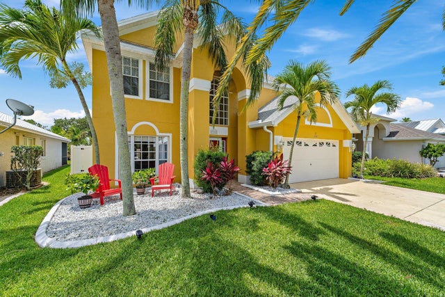 1 of 58 - 728 Nw Waterlily Place, Jensen Beach, FL