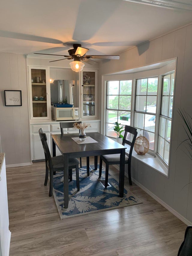 2 of 18 - 256 W Caribbean, Port Saint Lucie, FL