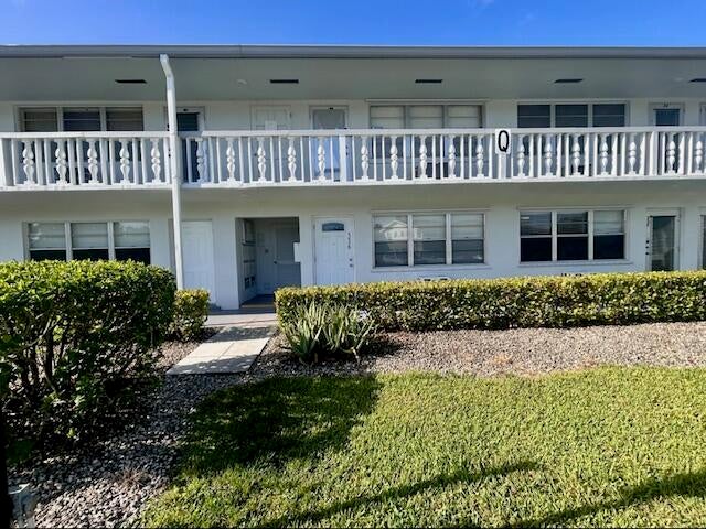 1 of 23 - 336 Northampton Q, West Palm Beach, FL