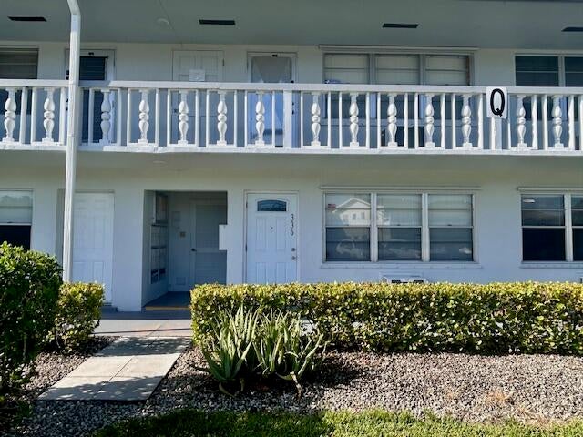 2 of 23 - 336 Northampton Q, West Palm Beach, FL