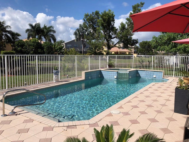 2 of 28 - 7516 Greenville Circle Circle, Lake Worth, FL