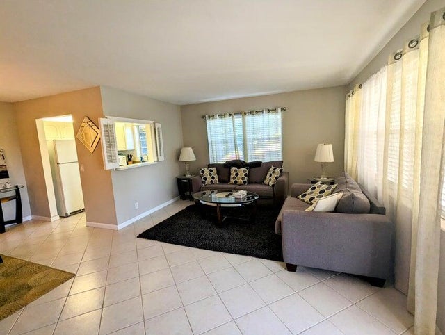 3 of 20 - 240 Sheffield J, West Palm Beach, FL
