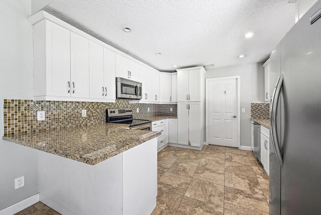 4 of 21 - 18222 126th Terrace N, Jupiter, FL
