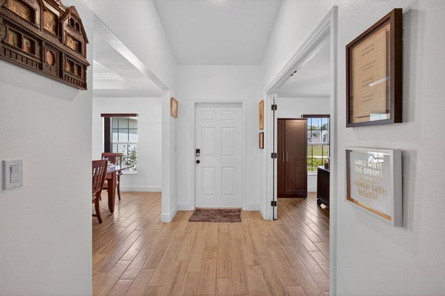 5 of 55 - 226 Sw Starfish Avenue, Port Saint Lucie, FL