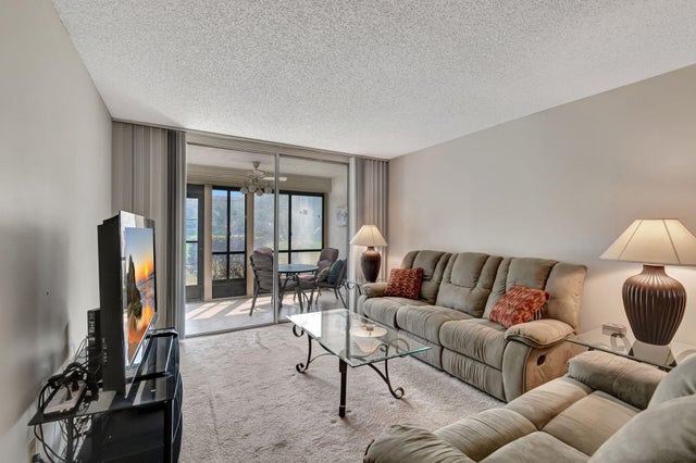 4 of 55 - 6795 Huntington Lane #107, Delray Beach, FL