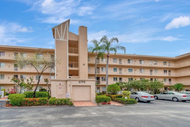 5 of 55 - 6795 Huntington Lane #107, Delray Beach, FL